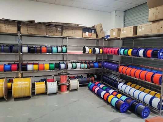 Kuning LSZH Kabel Serat Optik 1 Konduktor untuk koneksi yang dapat diandalkan dan konsisten